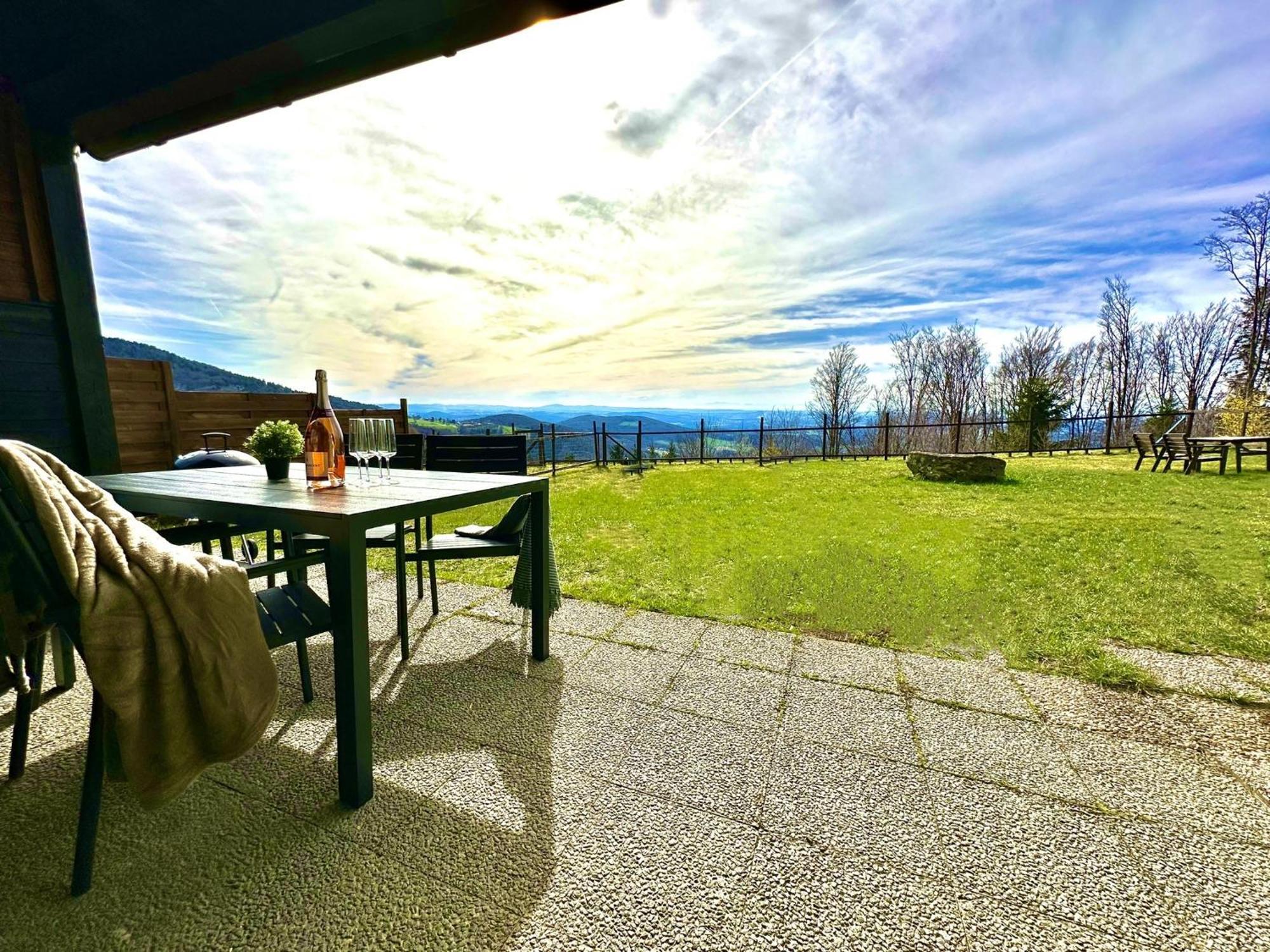 Gemuetliches Alpenblick Berg-Bungalow + Grosser Garten + Netflix! Schofweg Bagian luar foto